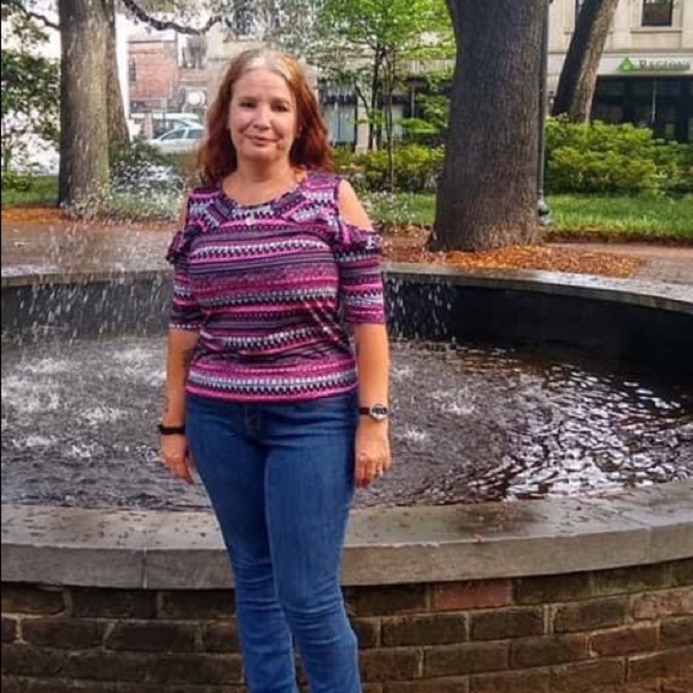 Meet your Posher, Brenda